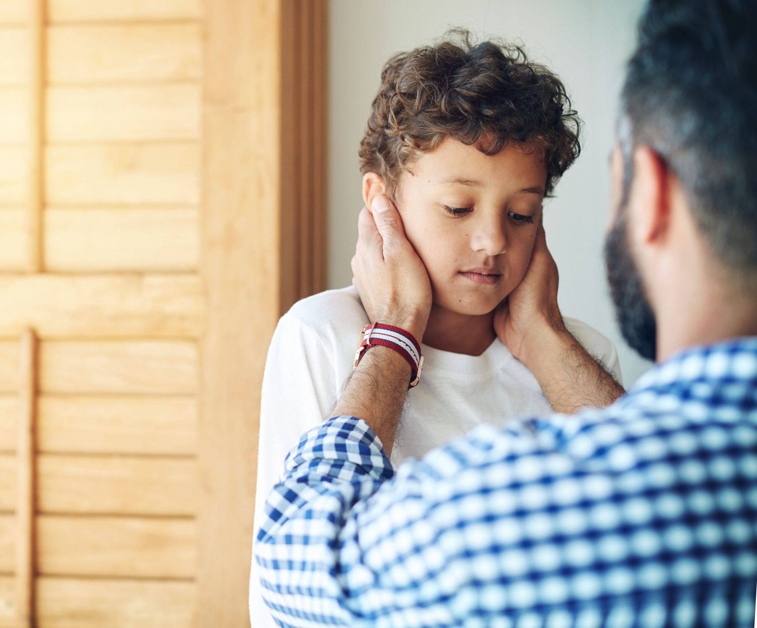Read more about the article הילד "המושלם": כשהצטיינות וריצוי אחרים מסתירים מצוקה רגשית